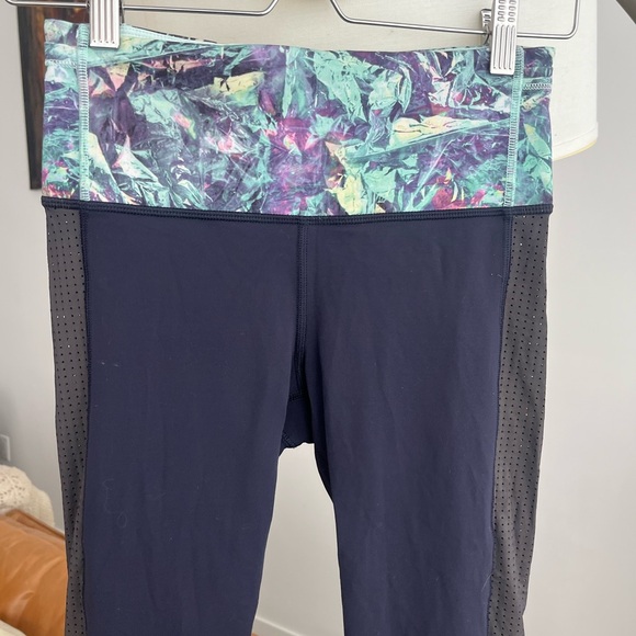 Lululemon Var-City Crop Tights - Picture 3 of 5